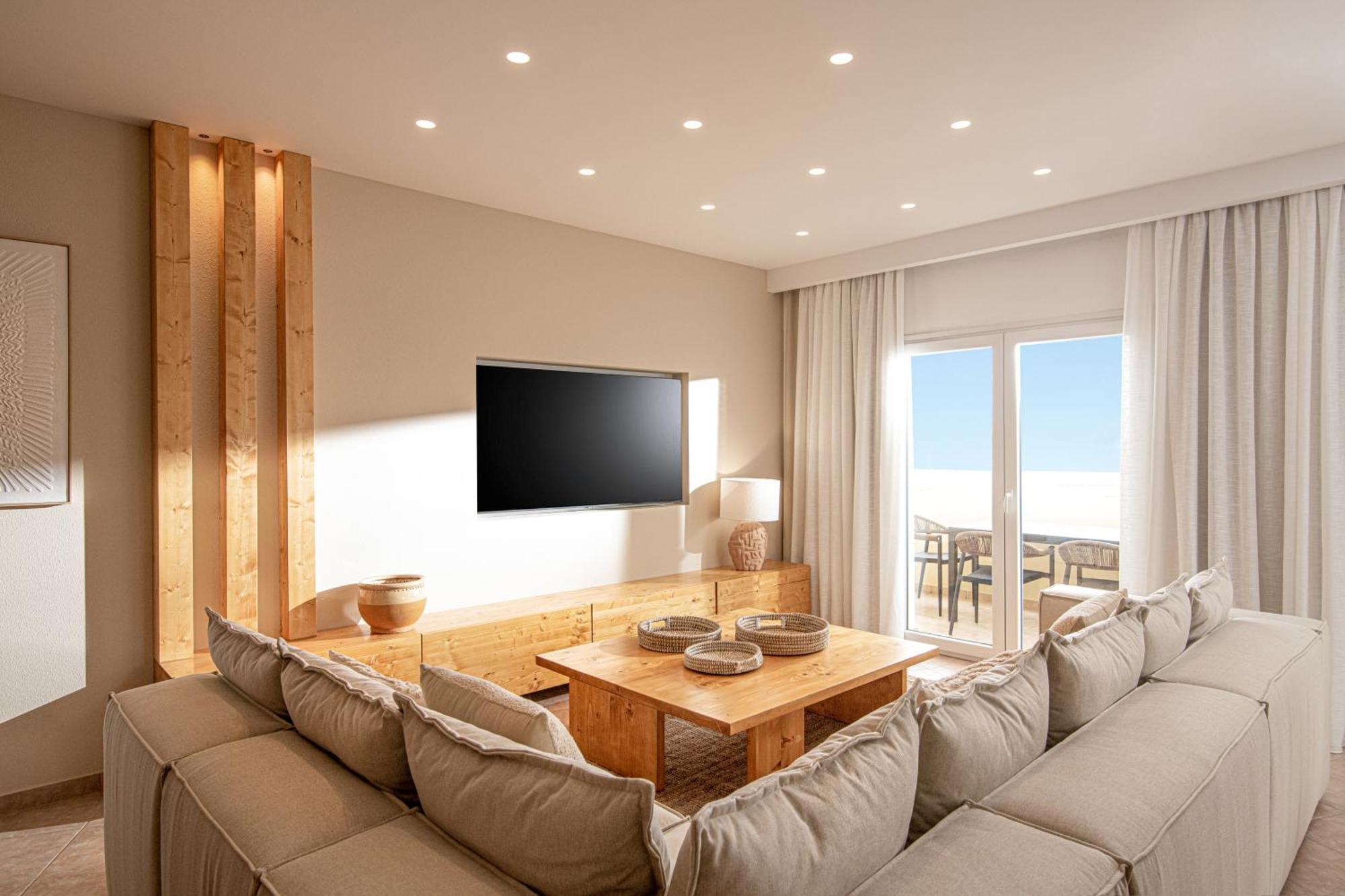 Elea Suites Kato Gouves Экстерьер фото